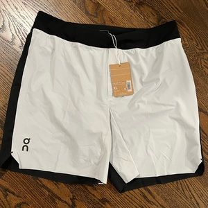 Men’s On Cloud Running, lightweight shorts, gray and black